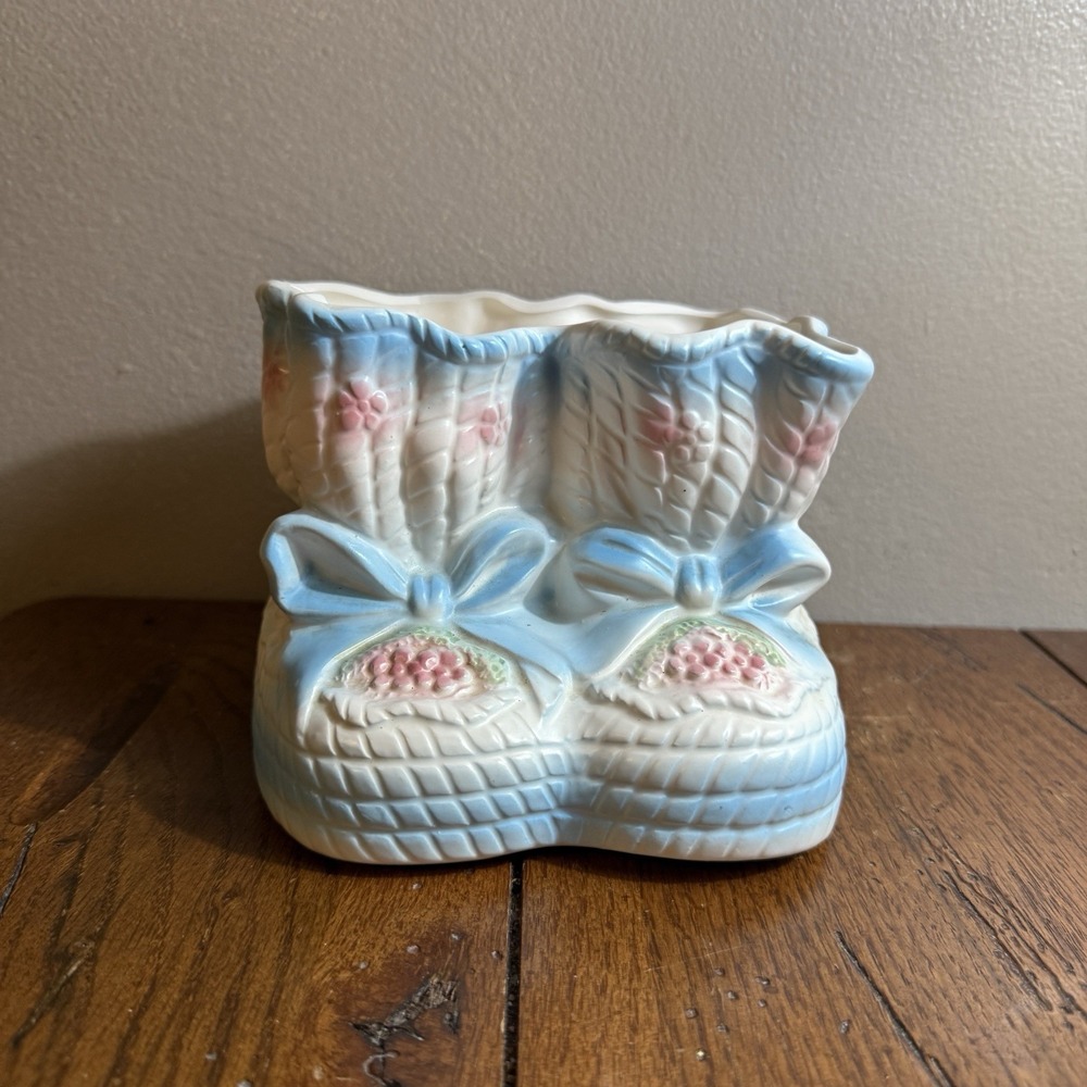 Vintage Relpo Japan Ceramic Baby Booties Nursery Planter #1352 Hand‎ Painted